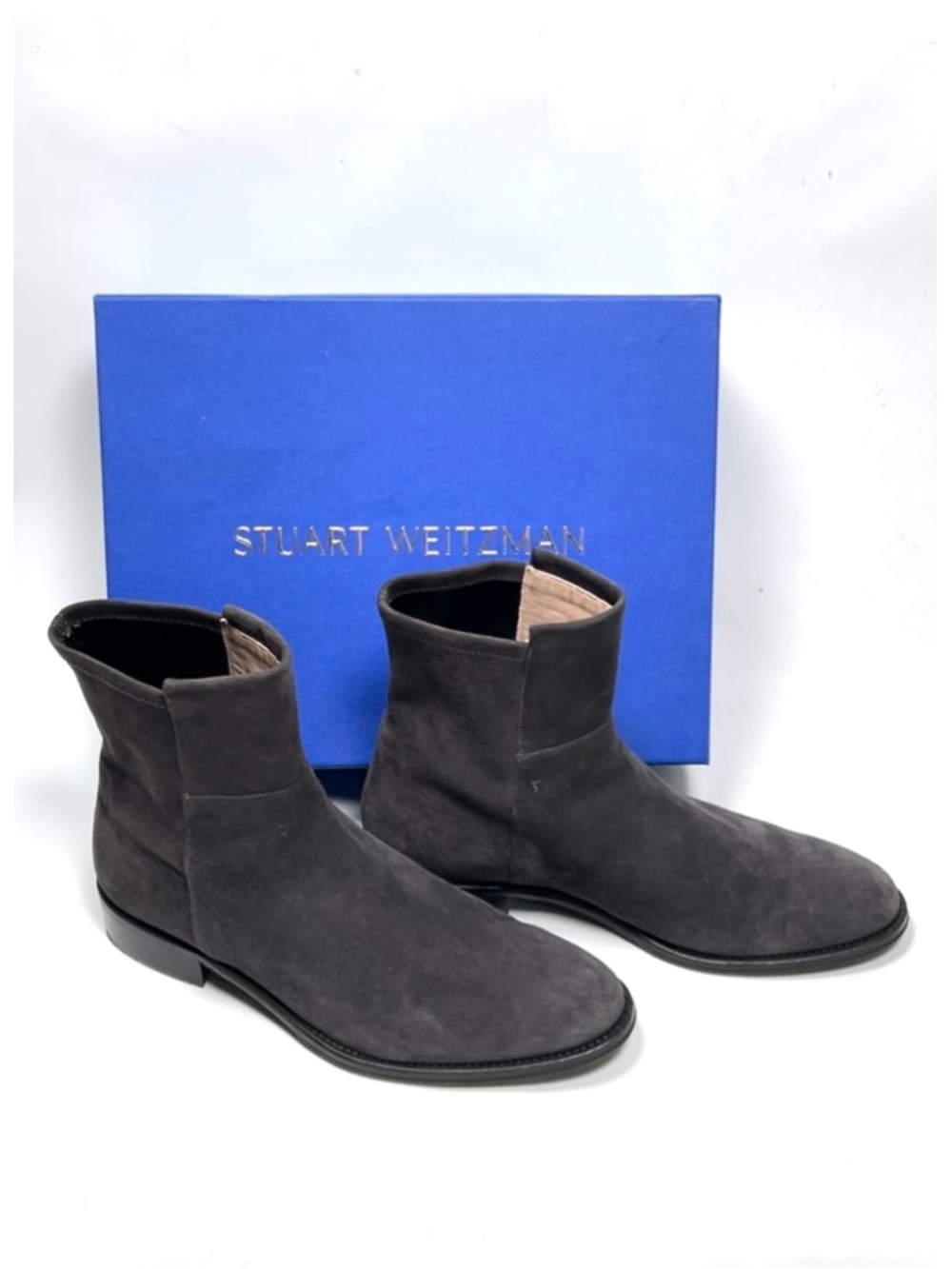 Stuart Weitzman Womans Boots Suede Ankle Boots in Grey